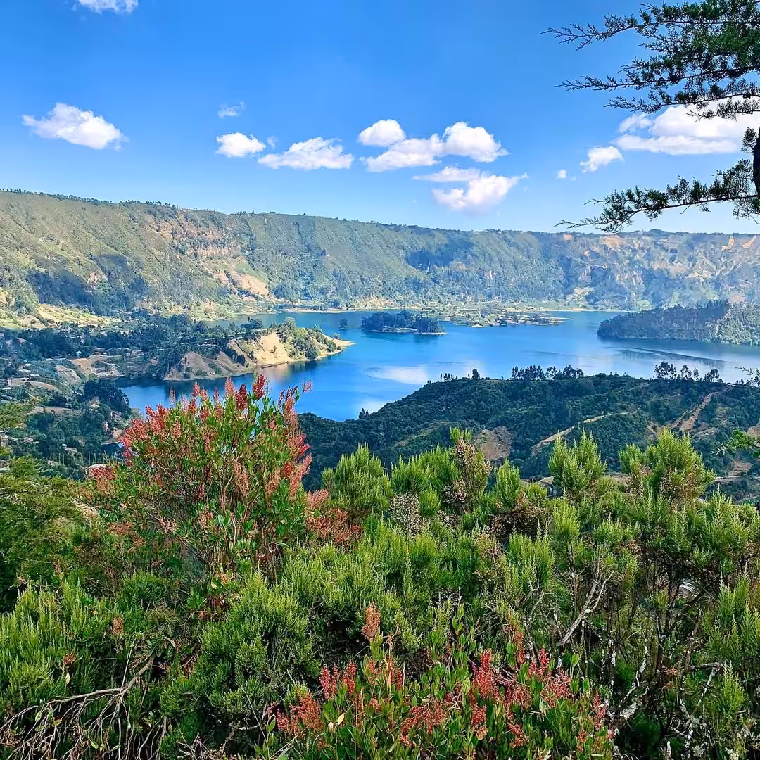 Wenchi Crater Lake Day Trip